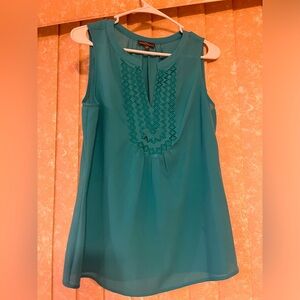 Market & Spruce Sleeveless Blouse